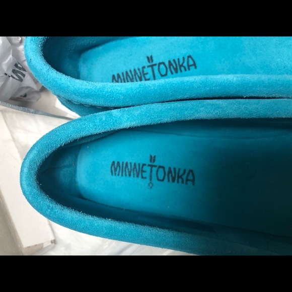 Minnetonka moccasins - Picture 2 of 6
